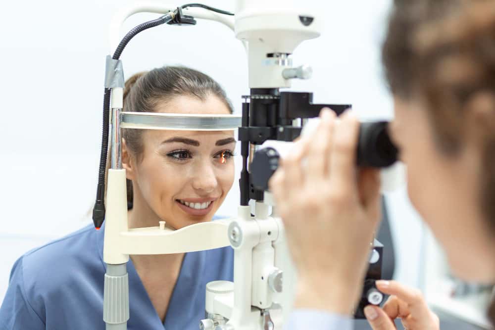 Yearly eye check-up | eye doctor in Indore